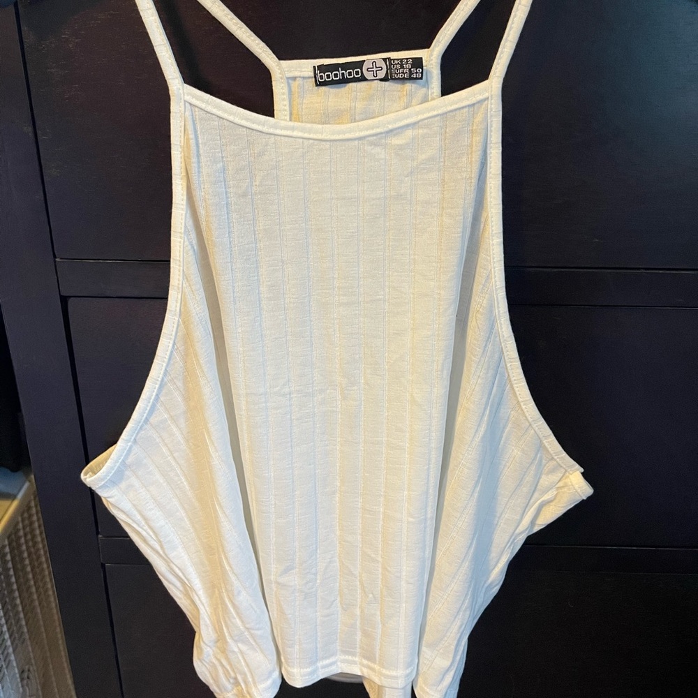 Boohoo Plus Crop Top